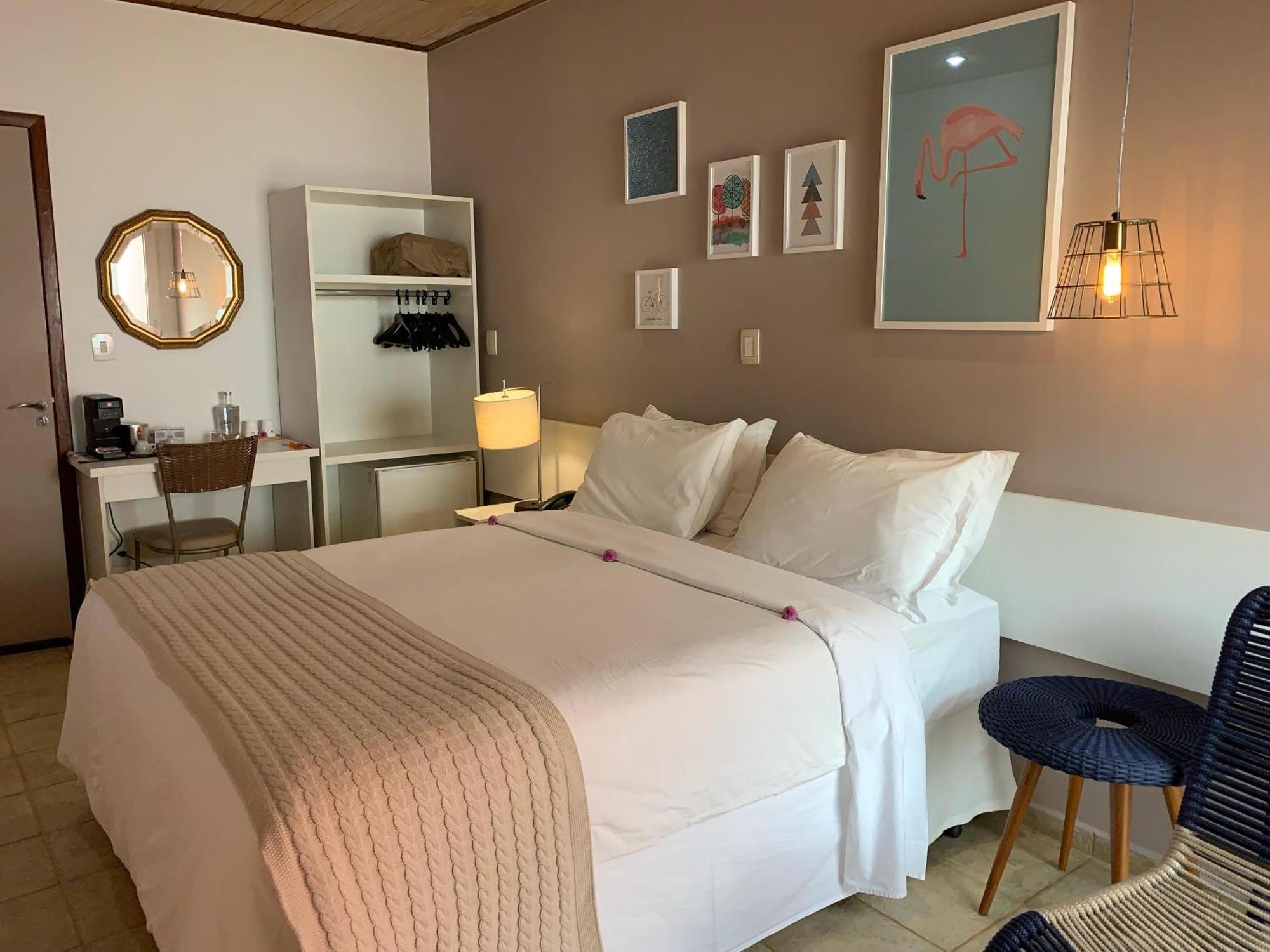 Hotel Boutique Frangipani Brotas Buitenkant foto A room at the hotel